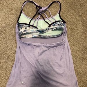 Lululemon tank top with built in bra